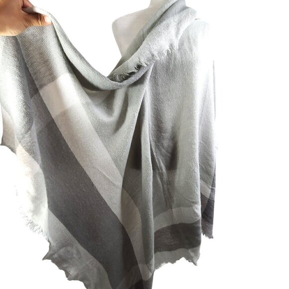 Chunky Gray White Plaid Fringe Colorblock Super Soft Shawl Throw Blanket Scarf - Picture 4 of 4